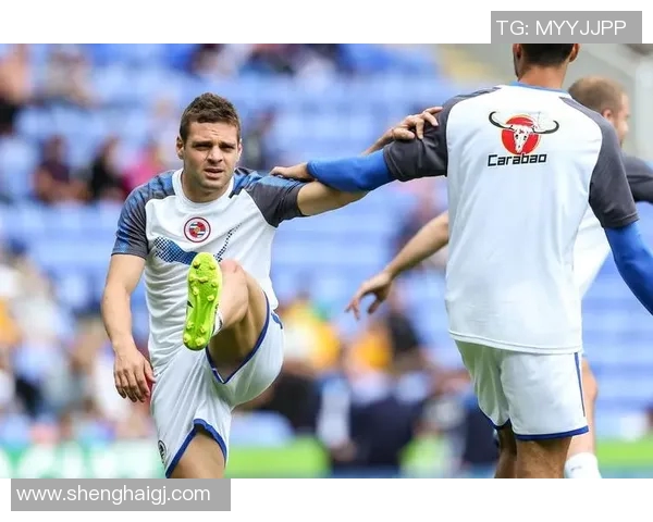 阿斯顿维拉与雷丁对决结果揭晓比赛精彩瞬间回顾